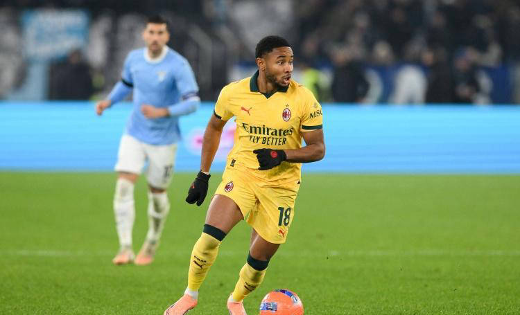 意甲最新动态：迈尼昂续约情况陷僵局，国米主帅详解伤病状况